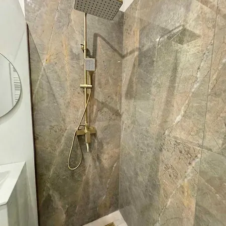 Luxury - Building Stefan Ii 아파트